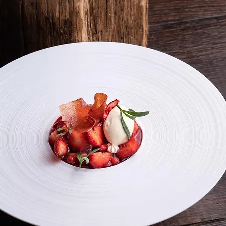 La Ferme Saint Simeon & - Relais & Chateaux 5*