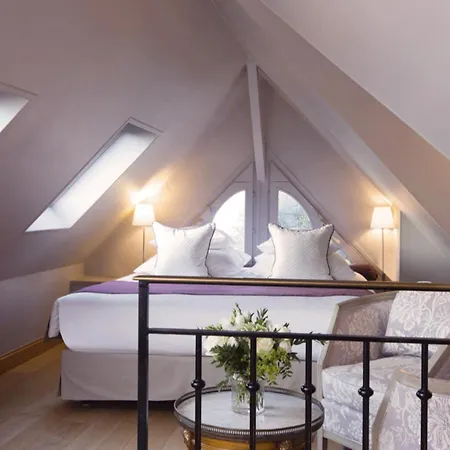 Szálloda La Ferme Saint Simeon & - Relais & Chateaux 5*