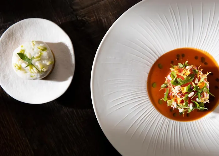 מלון La Ferme Saint Simeon & - Relais & Chateaux