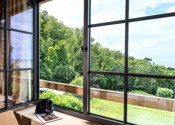 La Ferme Saint Simeon & - Relais & Chateaux הונפלר