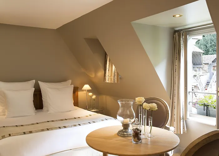 מלון La Ferme Saint Simeon & - Relais & Chateaux הונפלר